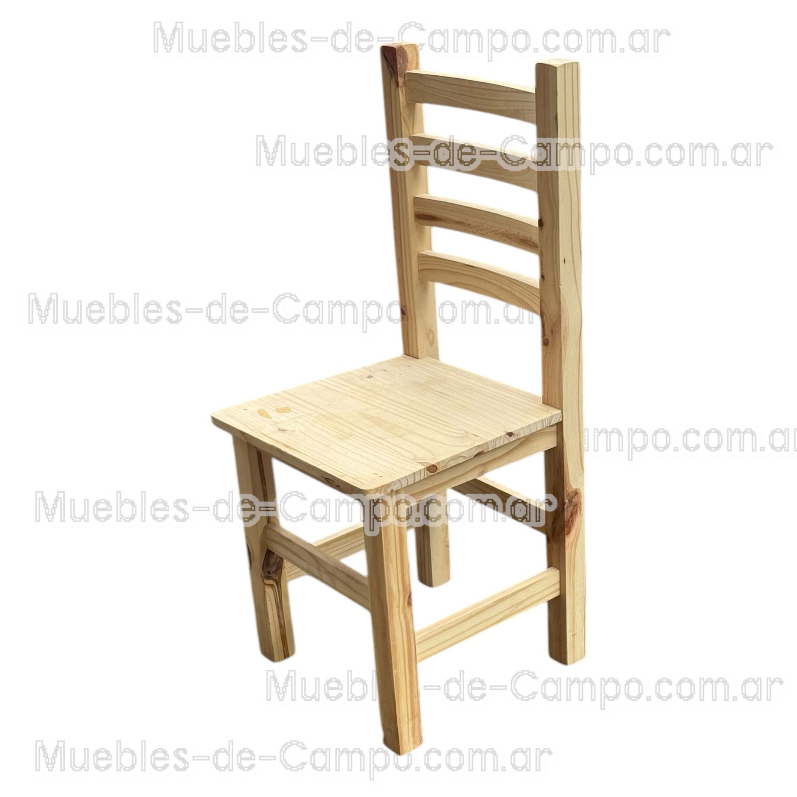Silla anatómica de pino con respaldo curvo reforzado.